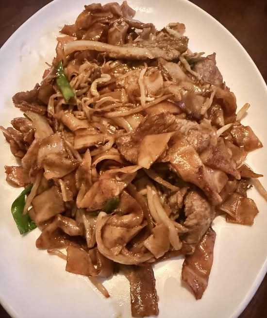 Nouilles de riz au boeuf / Rice Noodles with Beef 牛肉米粉